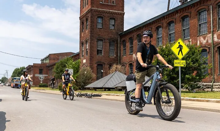 2-Hour Guided E-Bicycle Sightseeing Tour of Nashville