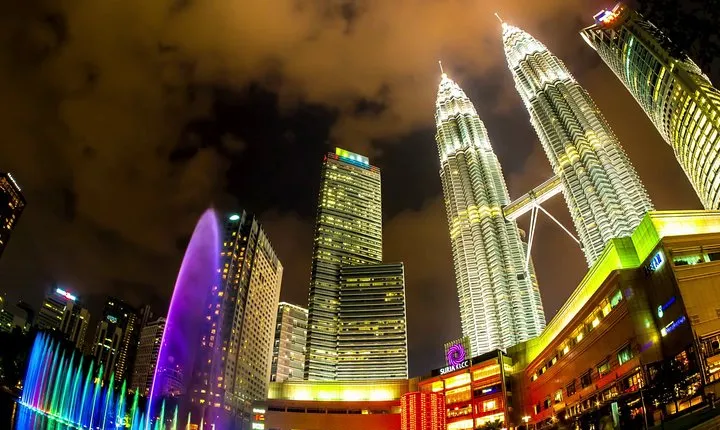 KUALA LUMPUR NOTED LANDMARKS TOUR with Dinner at KL Tower