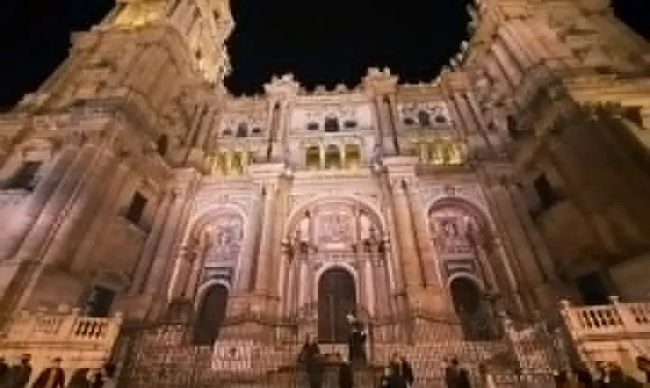 Mysterious Malaga Night Tour with Private Guide