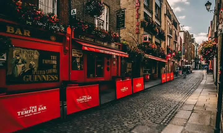 Interactive Treasure Hunt of Dublin's Secrets