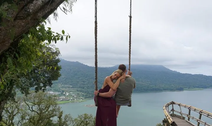 Complete your Bali Holiday with Bali Instagram Tour including Lunch