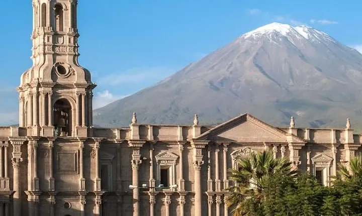 Arequipa and Colca: Wonderful experience 4 days and 3 nights