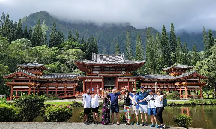 Private: Byodo-in Temple with Discounted Waimea Botanical Garden