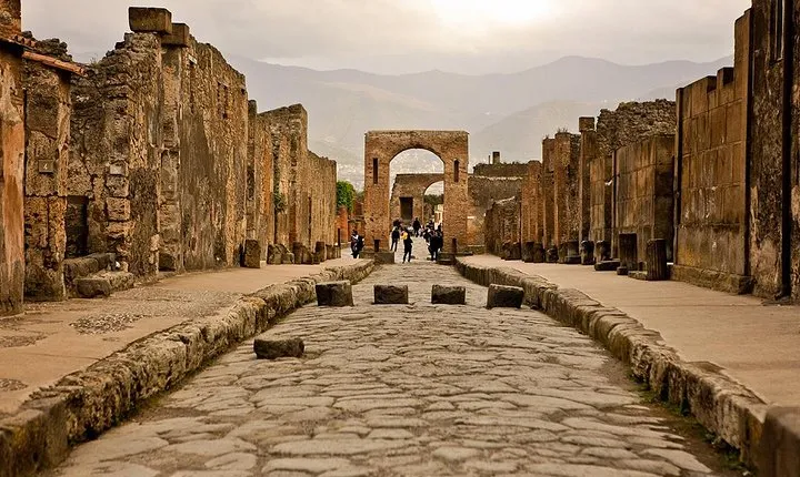 Pompeii Half-Day With Guide from Naples