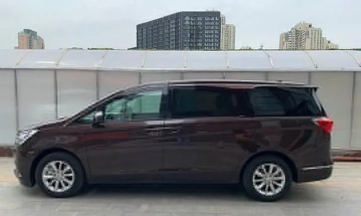 Chengdu Shuangliu Airport to Chengdu Hotels private transfer