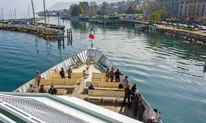 Boat cruise from Lausanne to Evian