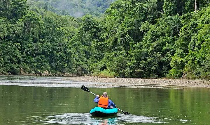 Full Rainforest Experience: Kayaks, Waterfall and Embera village 