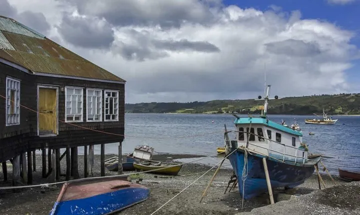 4 Days Tour Los Lagos Region with Transfer Chiloe and Peulla