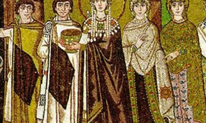 A walk through Ravenna brings the East