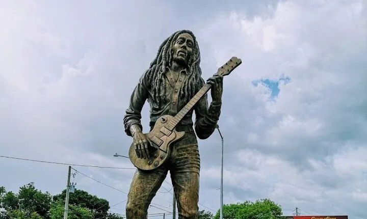 Private Musical Tour at Bob Marley Studios in Kingston
