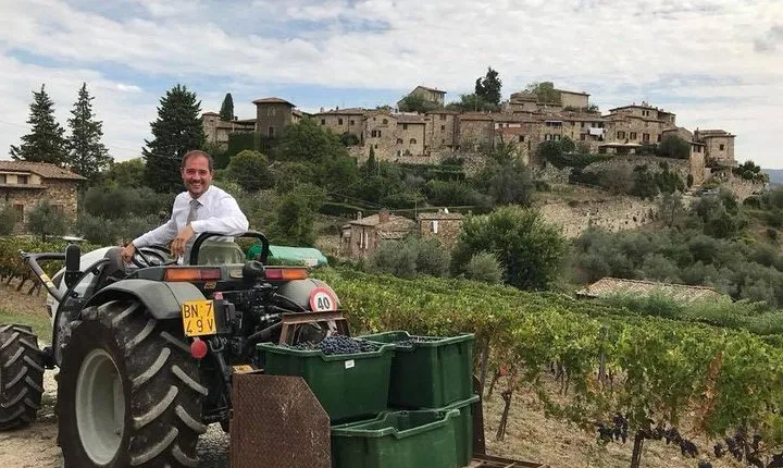 TRANSFER TOUR Lucca to Florence with a wine-tasting tour in CHIANTI