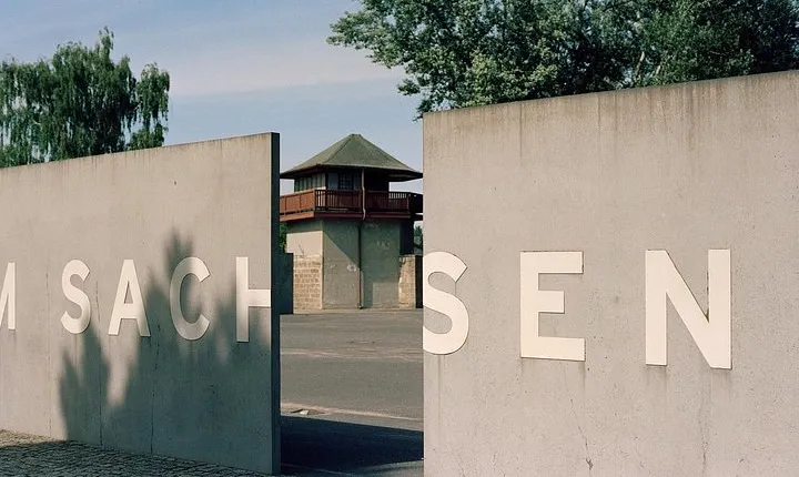 Sachsenhausen Concentration Camp - Tour in Italian