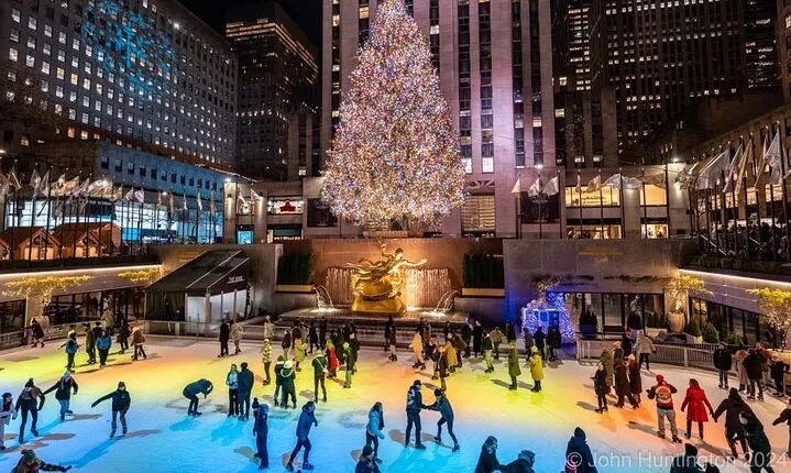Ultimate NYC Christmas Lights At Night Walking Tour