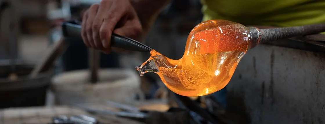 Glass factory tour in Murano island