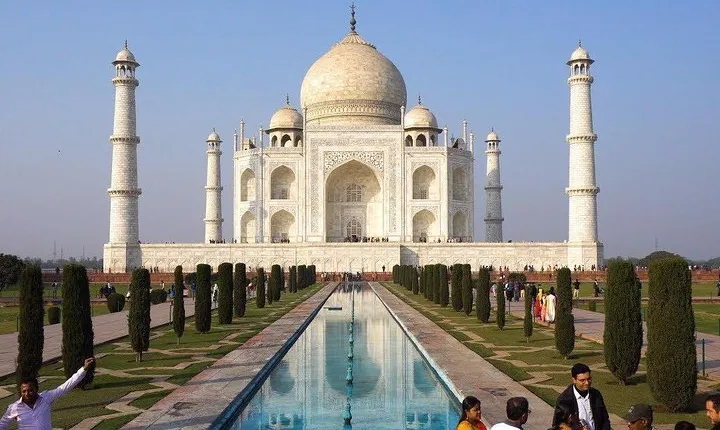 One Day Agra Tour by Car from Delhi