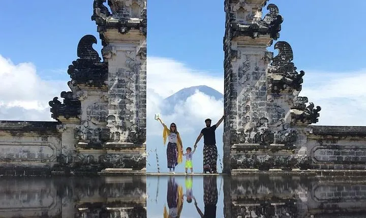 Lempuyang Luhur Temple Gate Of Heaven Tour Car Charter