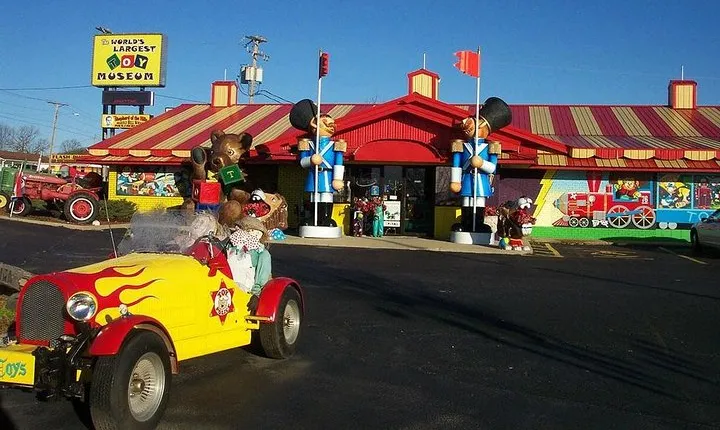 World's Largest Toy Museum Admission in Branson