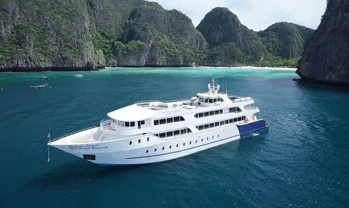 Escape to Phi Phi Islands: Ferry with Lunch