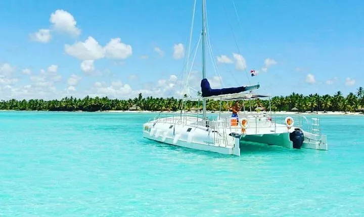 Full-Day Cruise to Saona Island - Natural pool and lunch
