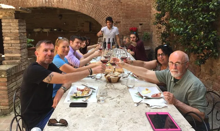 Brunello di Montalcino, small biodynamic wineries