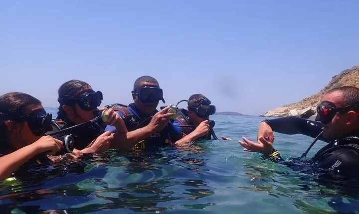 Discover Scuba Diving Experience in Andros Island!