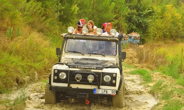 Jeep Safari in Green Canyon Area From Side