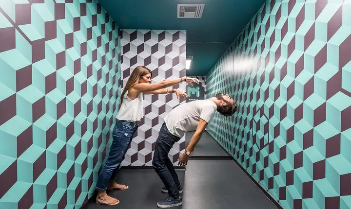 Paris Museum of Illusions Entry Ticket