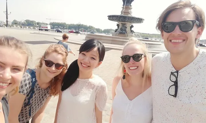 Private - Best of Bordeaux Walking Tour + Glass of Bordeaux Wine