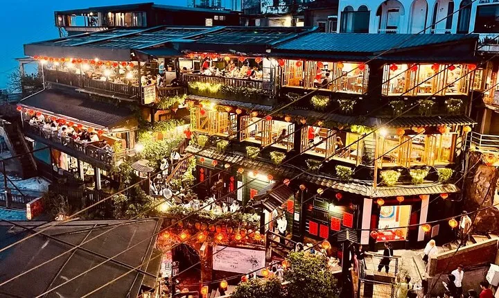 Taipei's Old Gold Rush Town: Jiufen Guided Night Tour