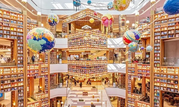 Suwon Hwaseong/Gwangmyeong Cave/Starfield Library from Seoul