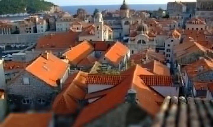 From Zagreb Airport to Dubrovnik (Round trip)