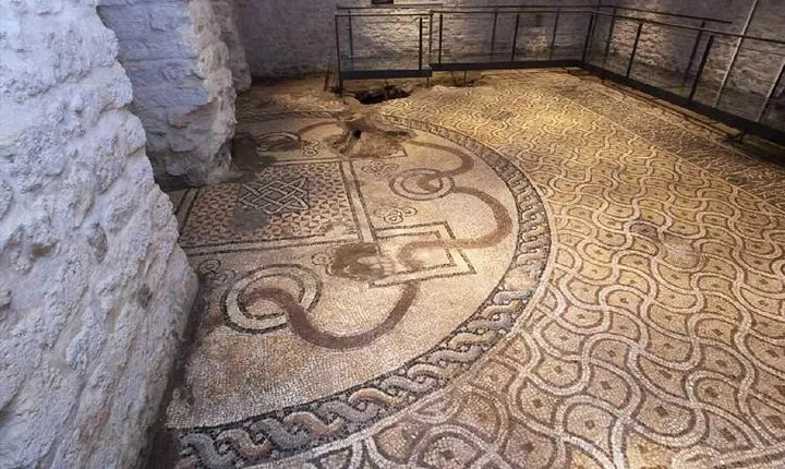 Archaeological tour of Bari: the treasures of the Old City