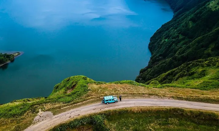 Jeep Tour Full Day Sete Cidades & Lagoa do Fogo with lunch and drinks included.