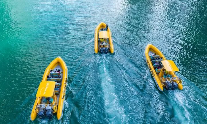 Abu Dhabi Guided Sightseeing Boat Tours