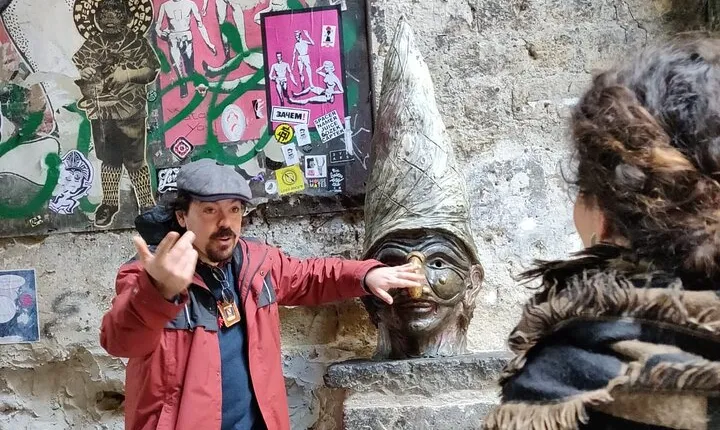 Private Naples historical centre sightseeing tour with a Local Guide