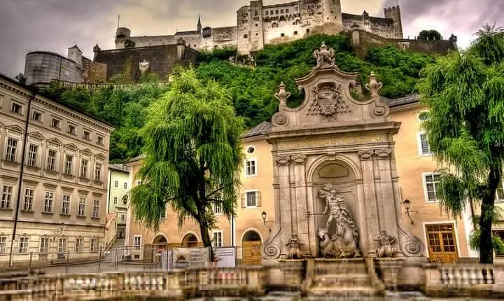 Private full day tour to Salzburg from Vienna with a local guide