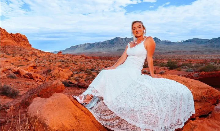 Wedding with Photographer in the Valley of Fire