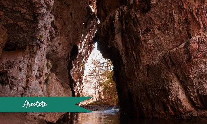 Adventure through the Grottos del Arcotete, and Rancho Nuevo