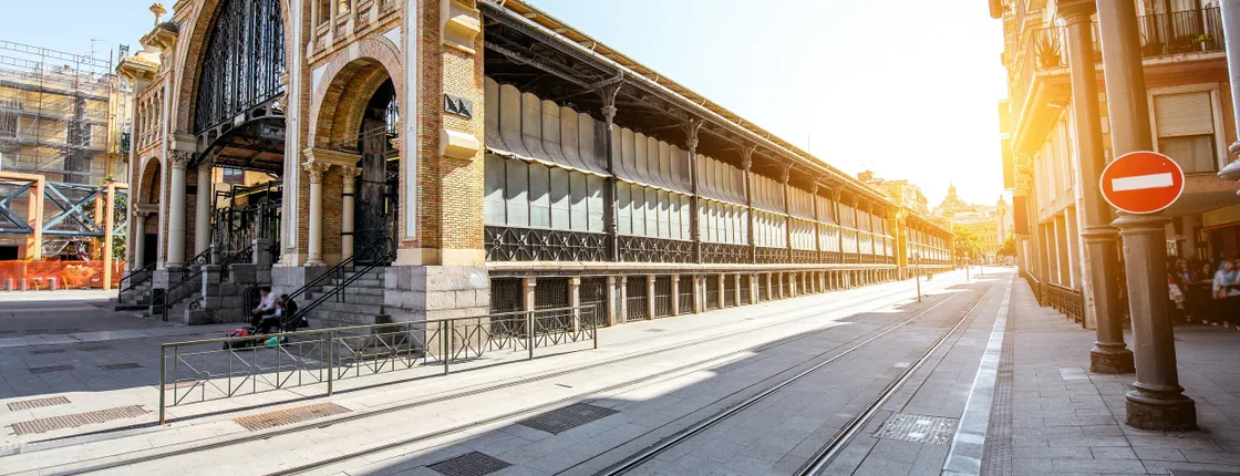 Market tour and Spanish cooking class in Zaragoza