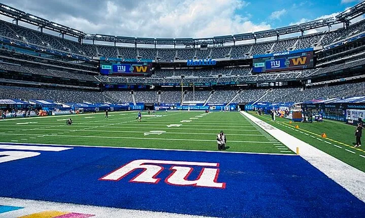 New York Giants Football Game at Metlife Stadium
