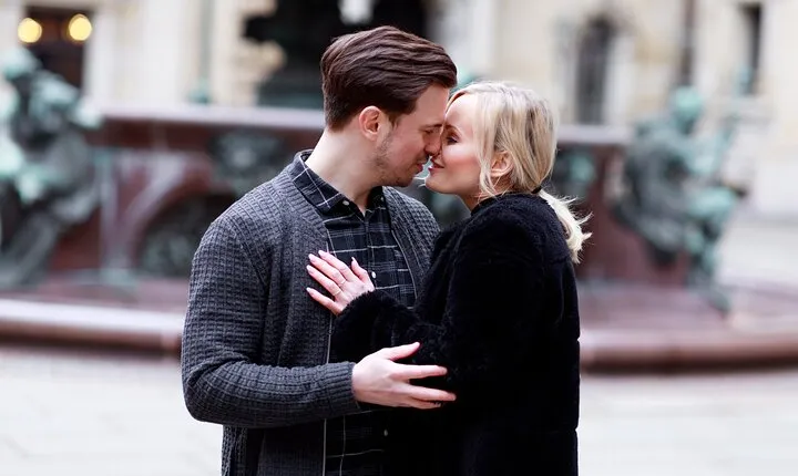 Private Romantic Urban & Street Photoshoot