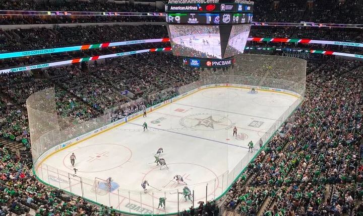 Dallas Stars Ice Hockey Game Ticket at American Airlines Center