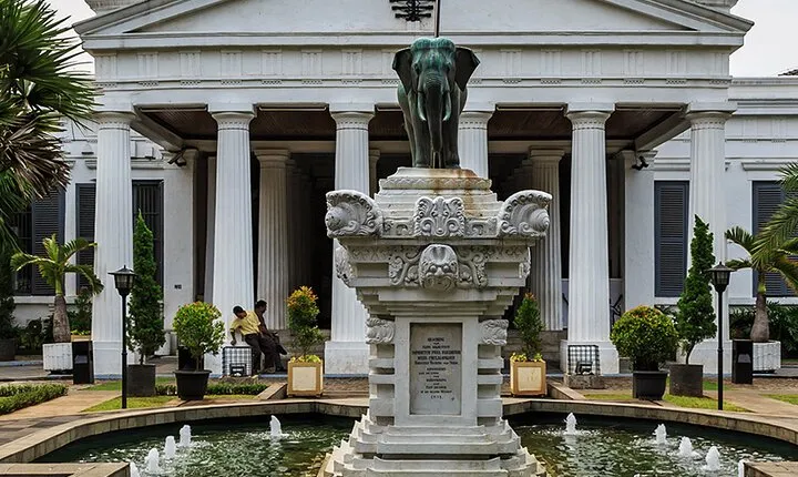 Jakarta City Center: A Self-Guided Audio Tour