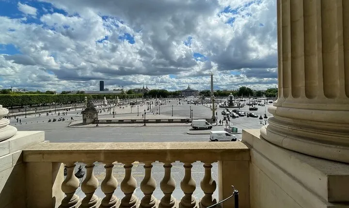 Private tour of the Main Monuments of Paris