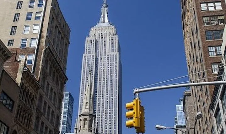 Go Up the Empire State Building and 3 Hour Manhattan Walking Tour