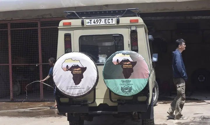 5 Days Tanzania Joining Safari with Pick Up Included Shared Tour