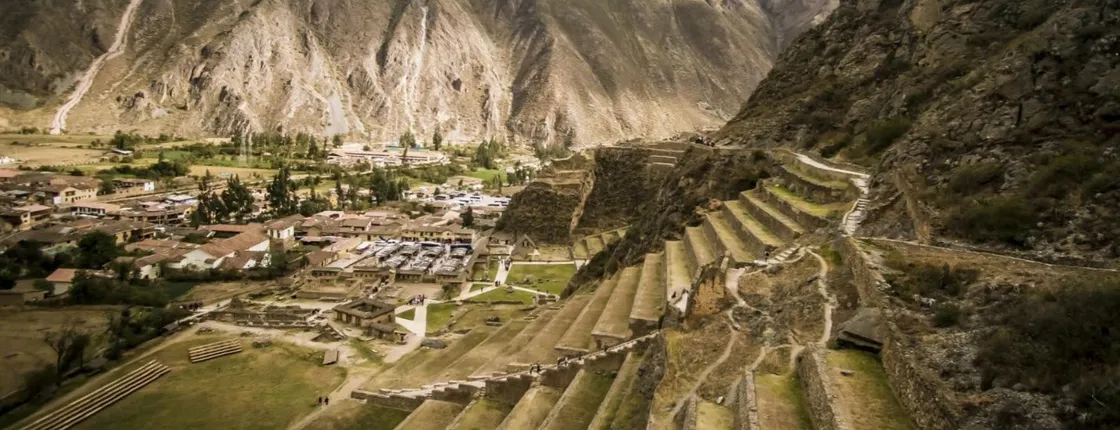 Full-day Tour to Sacred Valley from Cusco: Ollantaytambo, Chinchero, and Yucay Museum with Lunch