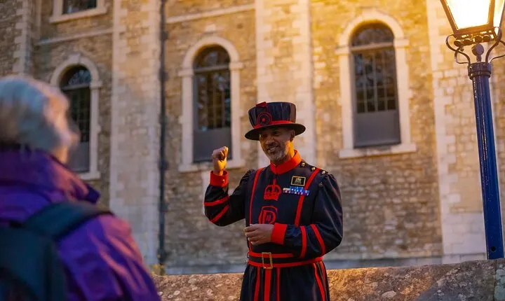 Tower of London After Hours Tour with Beefeater & Keys Ceremony