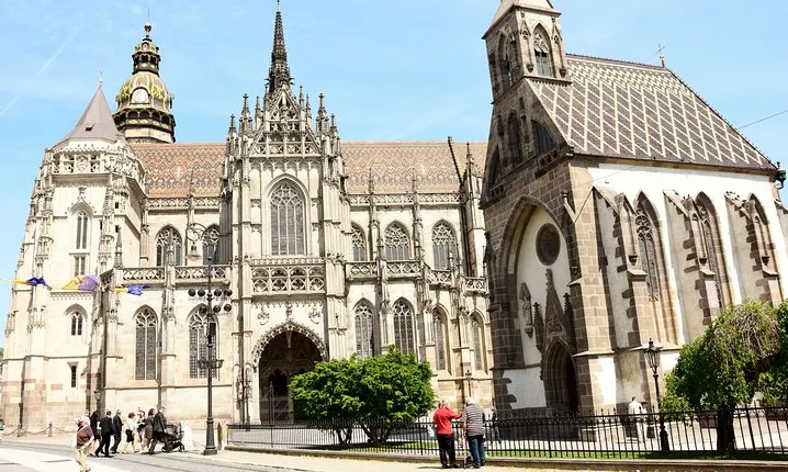 4 days - Wine tasting & Spa (small group minimum 2 people & maximum 4 people)