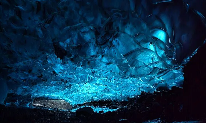 Frozen Wonders : Small Group Ice Cave Tour